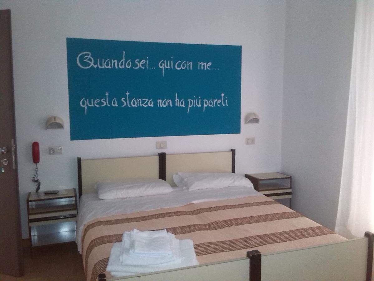 K2 Hotel Католика Екстериор снимка
