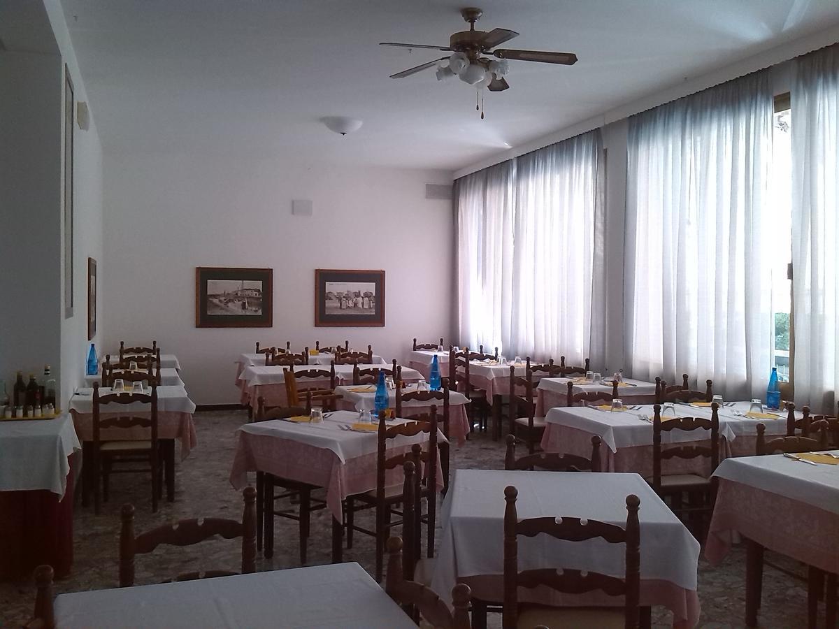 K2 Hotel Католика Екстериор снимка