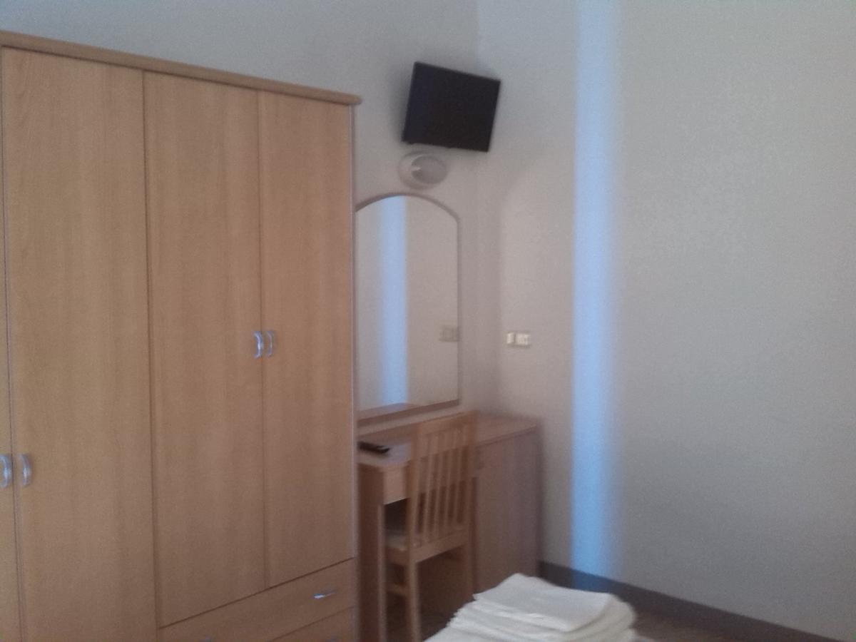K2 Hotel Католика Екстериор снимка