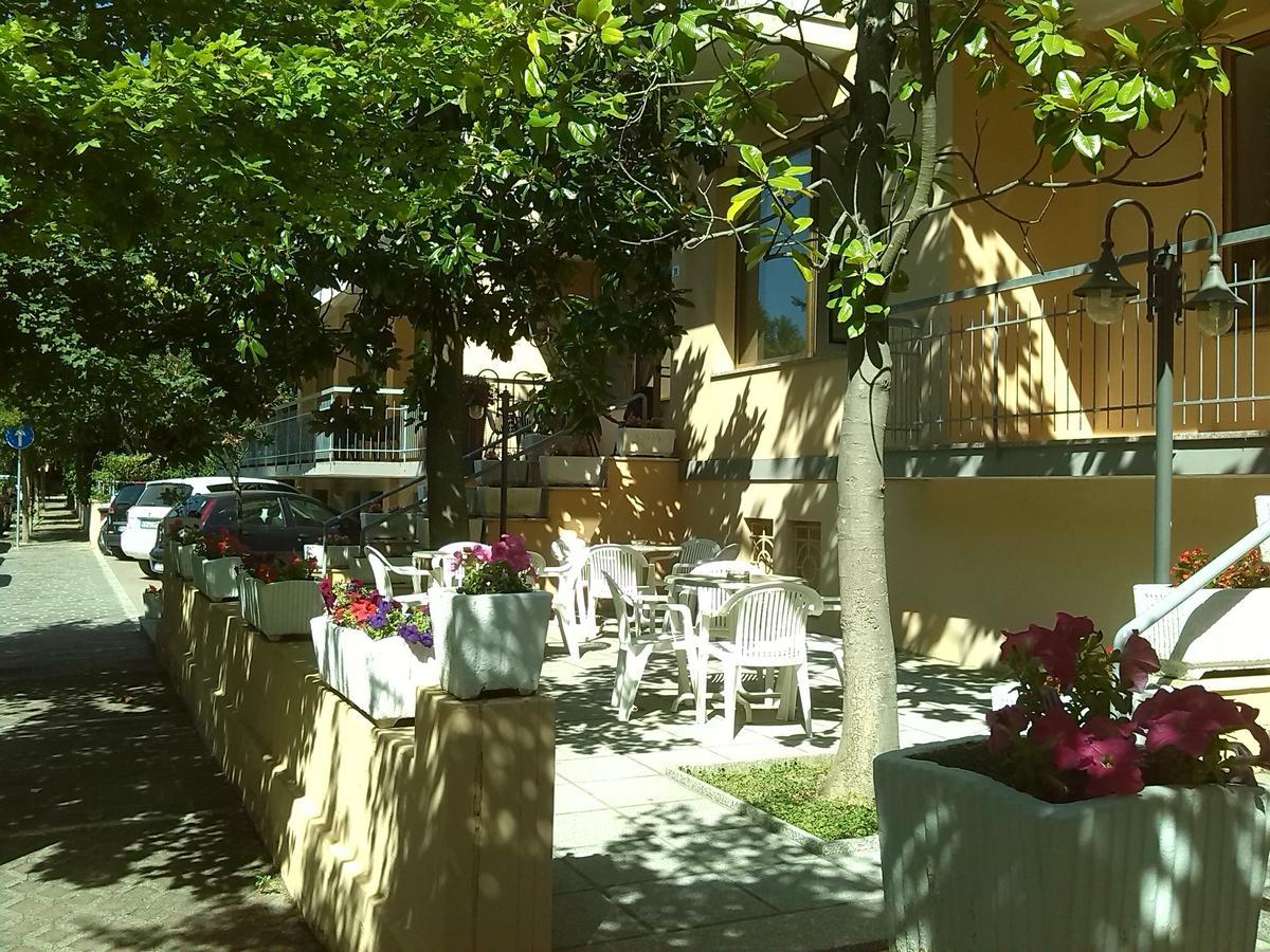 K2 Hotel Католика Екстериор снимка